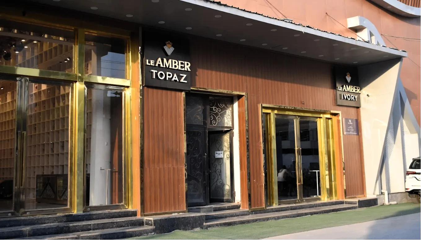 event-venue-Le Amber